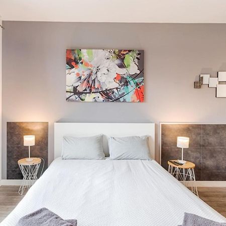 Apartament Annecy Studio Balcony Close To Old Town Zewnętrze zdjęcie
