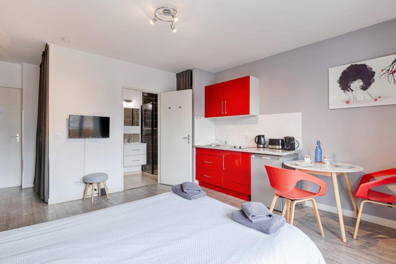 Apartament Annecy Studio Balcony Close To Old Town Zewnętrze zdjęcie